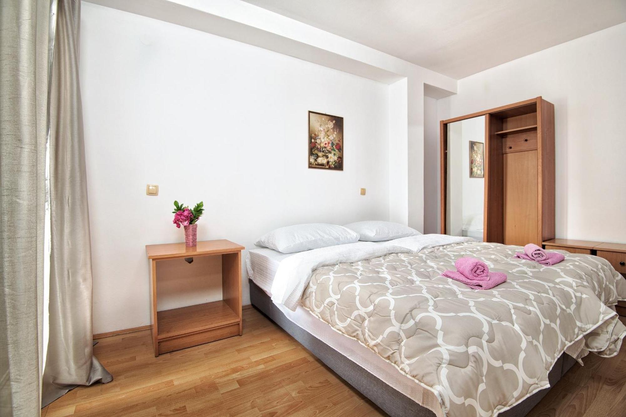Studio & Apartments More เนอุม ภายนอก รูปภาพ