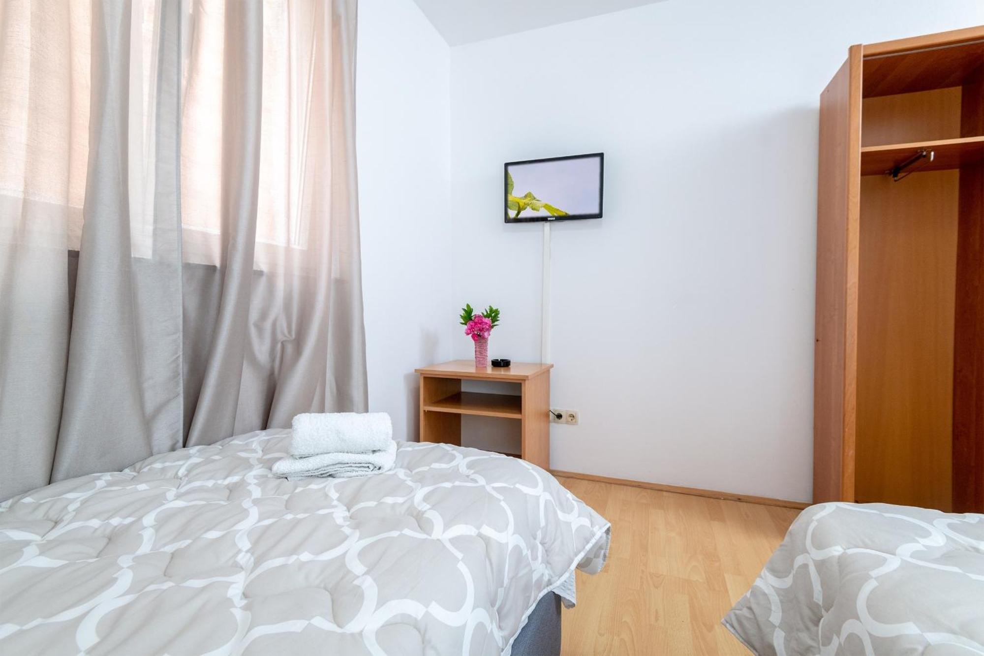 Studio & Apartments More เนอุม ห้อง รูปภาพ